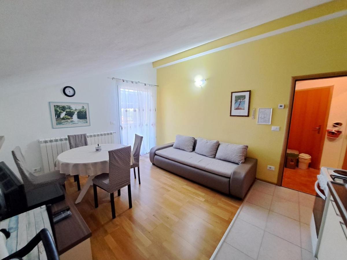 Apartamento Casa Antonio With Swimming Pool Novigrad Istria Exterior foto