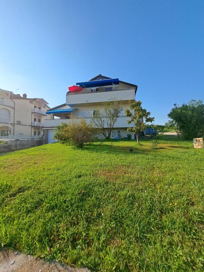 Apartamento Casa Antonio With Swimming Pool Novigrad Istria Exterior foto