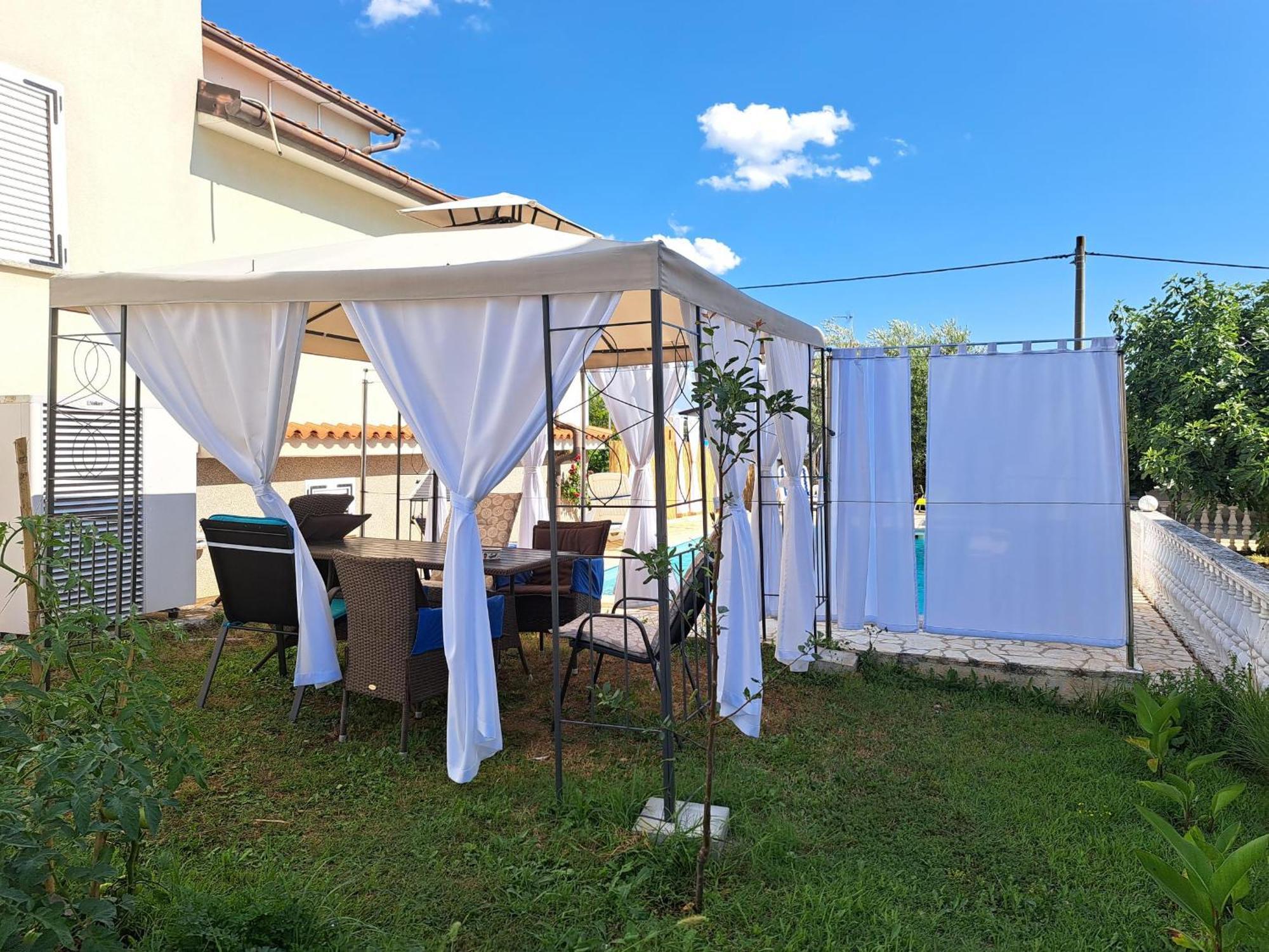 Apartamento Casa Antonio With Swimming Pool Novigrad Istria Exterior foto